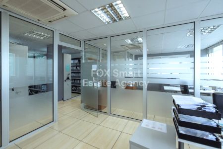 Thumbnail 2 Gewerbeimmobilie Zur Miete Limassol