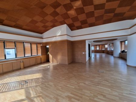 Здание в аренду