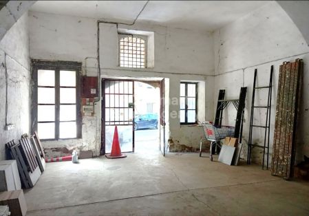 Budynek na sprzedaż