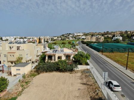 Thumbnail 2 塞浦路斯的建筑待售