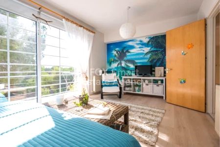 בניין למכירה