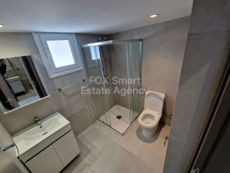 בניין למכירה