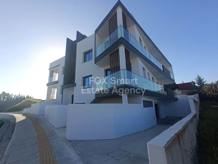 Thumbnail 1 Commercial Property In Vendita Cipro