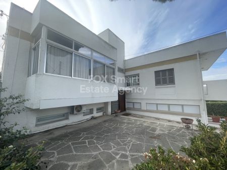 בניין למכירה