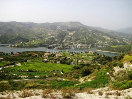 ארץ כפרית למכירה