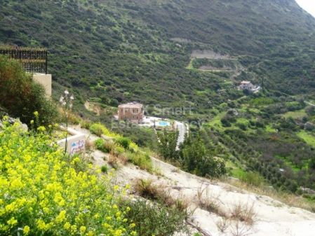 ארץ כפרית למכירה