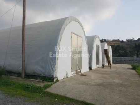 בניין למכירה