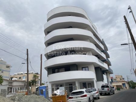 Thumbnail 1 לרנקה למכירה נכס מסחרי