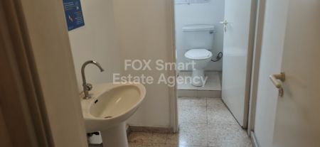 בניין למכירה