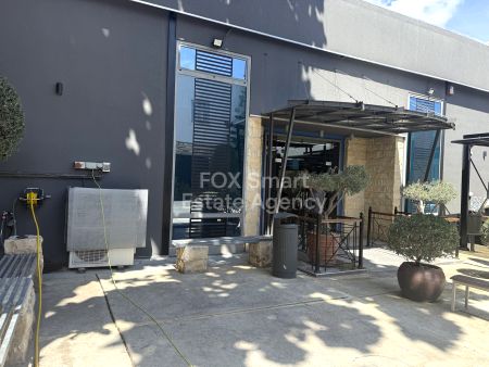 בניין למכירה