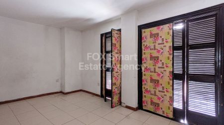 בניין למכירה