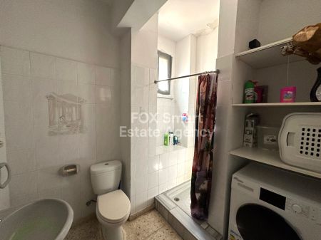 Здание на продажу