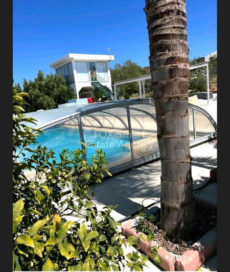 Thumbnail 1 Nieruchomości Do Wynajęcia Deneia