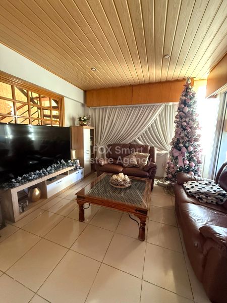 Μπανγκαλόου προς ενοικίαση