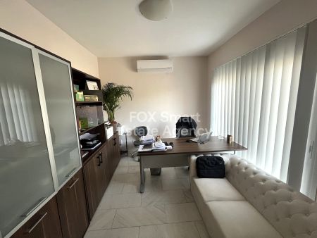 Μπανγκαλόου προς πώληση