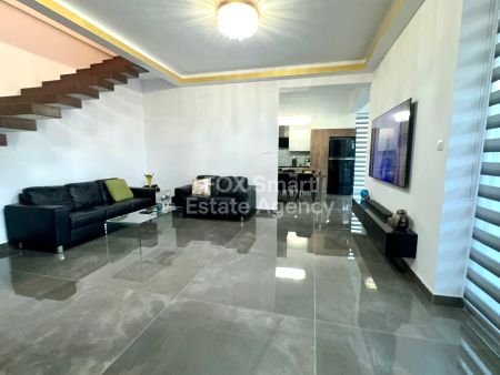 Μπανγκαλόου προς πώληση