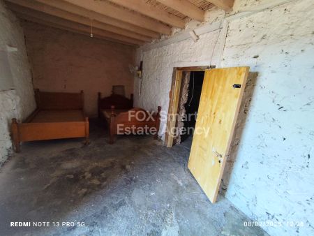 Μπανγκαλόου προς πώληση