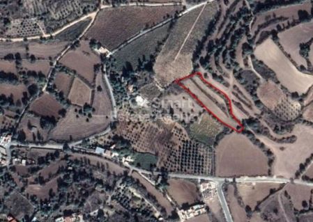 Жилой участок