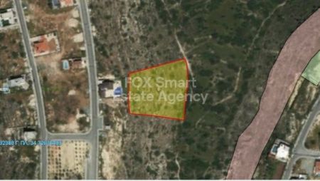 Жилой участок на продажу