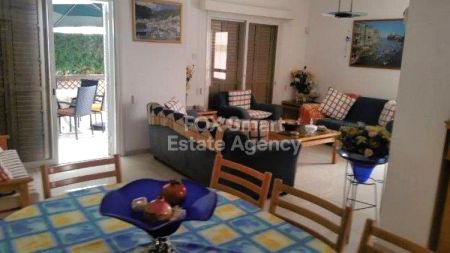 בונגלו למכירה