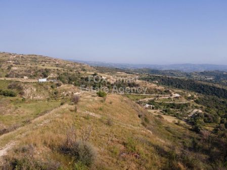 Жилой участок на продажу