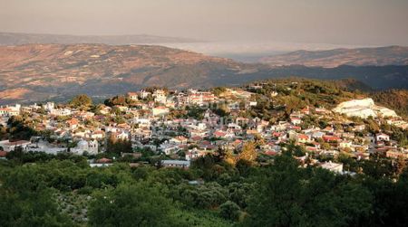 Жилой участок