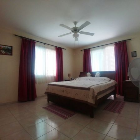 Бунгало на продажу