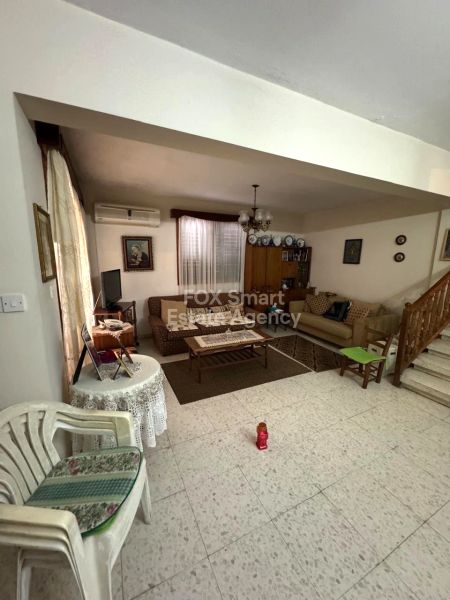 Μπανγκαλόου προς πώληση