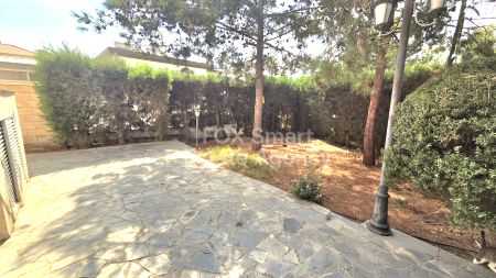 Detached House for rent