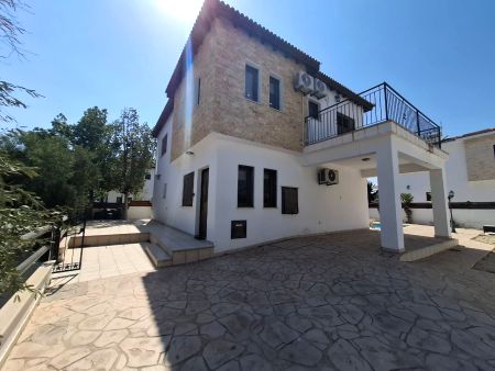 Freistehendes Haus zur Miete