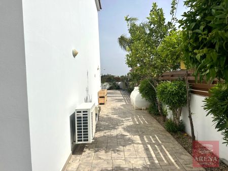 Thumbnail 5 Houses For Rent Cyprus