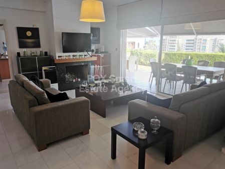 Detached House for rent