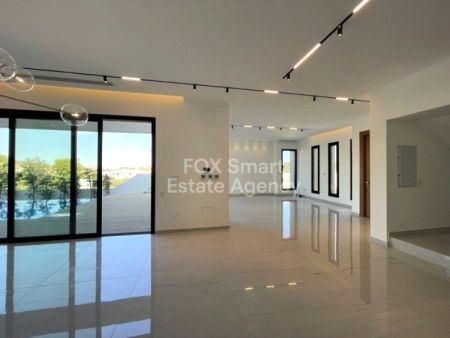 Detached House for rent