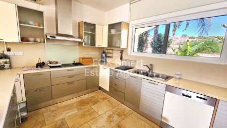 Casa indipendente in affitto