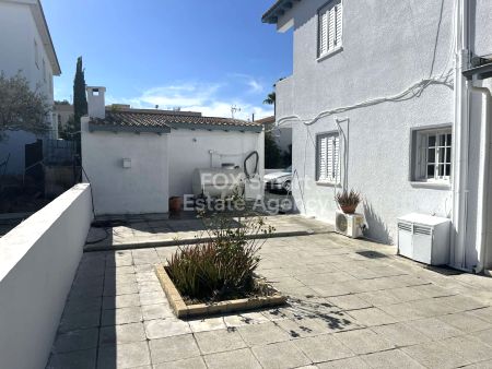 Detached House for rent