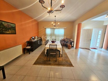 Μονοκατοικία προς ενοικίαση