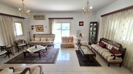 Thumbnail 2 房产 出租 斯特罗沃洛斯