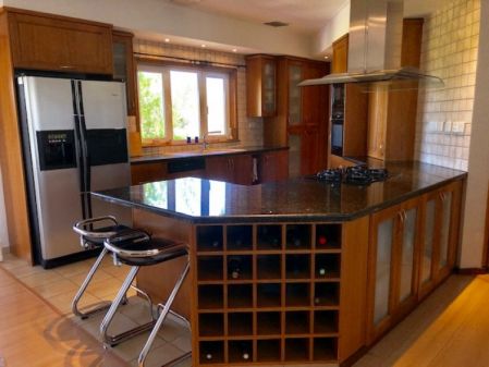 Casa indipendente in vendita