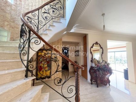 Dom wolno stojący na sprzedaż