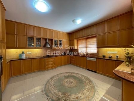 Dom wolno stojący na sprzedaż