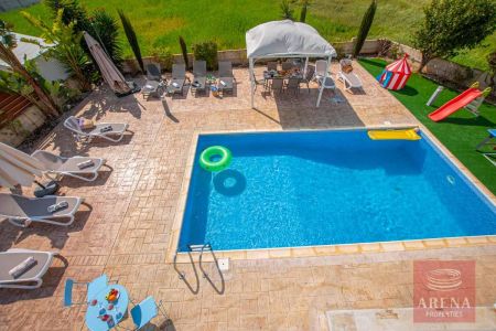 Casa indipendente in vendita