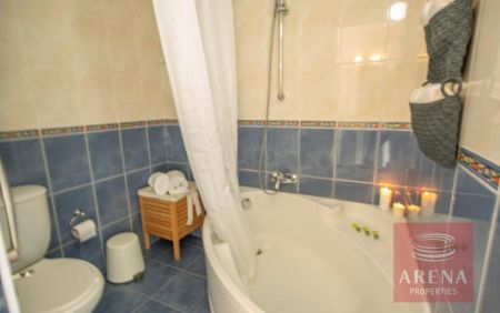 Casa indipendente in vendita