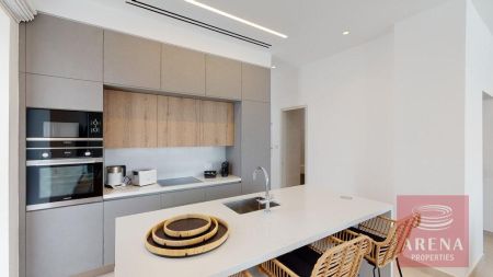 Casa indipendente in vendita