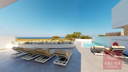 Casa indipendente in vendita