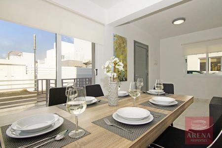 Casa indipendente in vendita