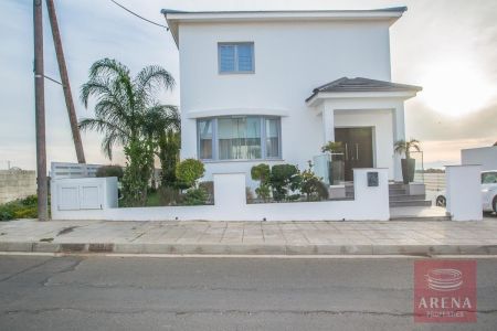 Частный дом на продажу