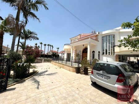 Casa Unifamiliar en venta