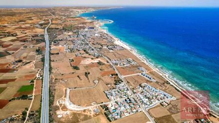 Casa indipendente in vendita