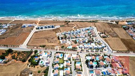 Casa indipendente in vendita