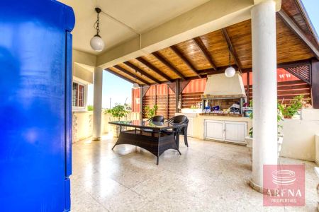 Dom wolno stojący na sprzedaż